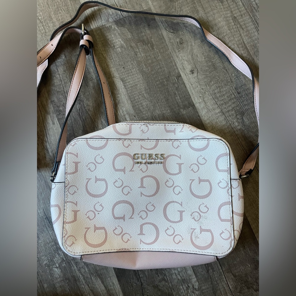 GUESS Logo Crossbody Bag in Pink and White